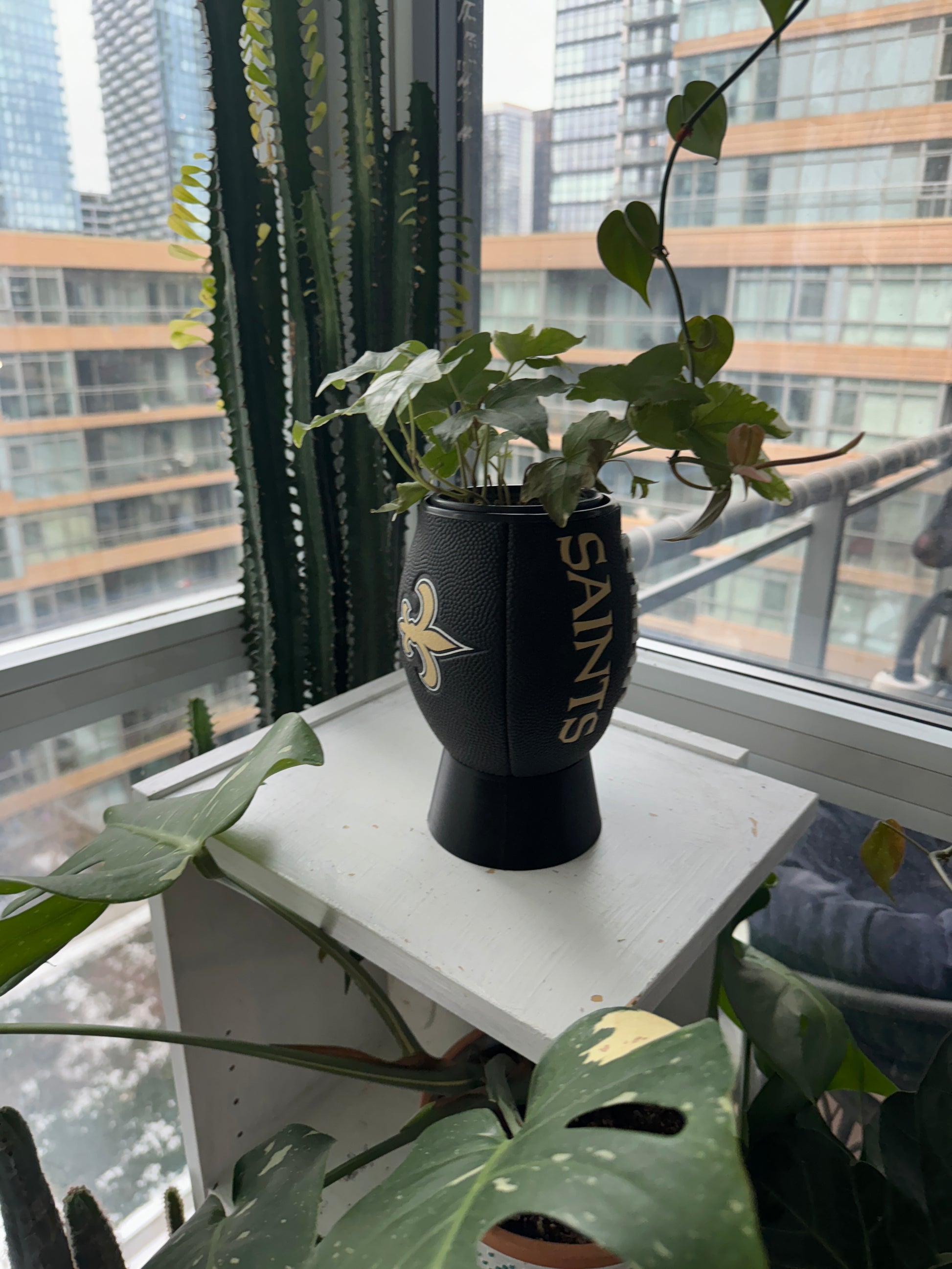 Mini Football Planter (New Orleans Saints)
