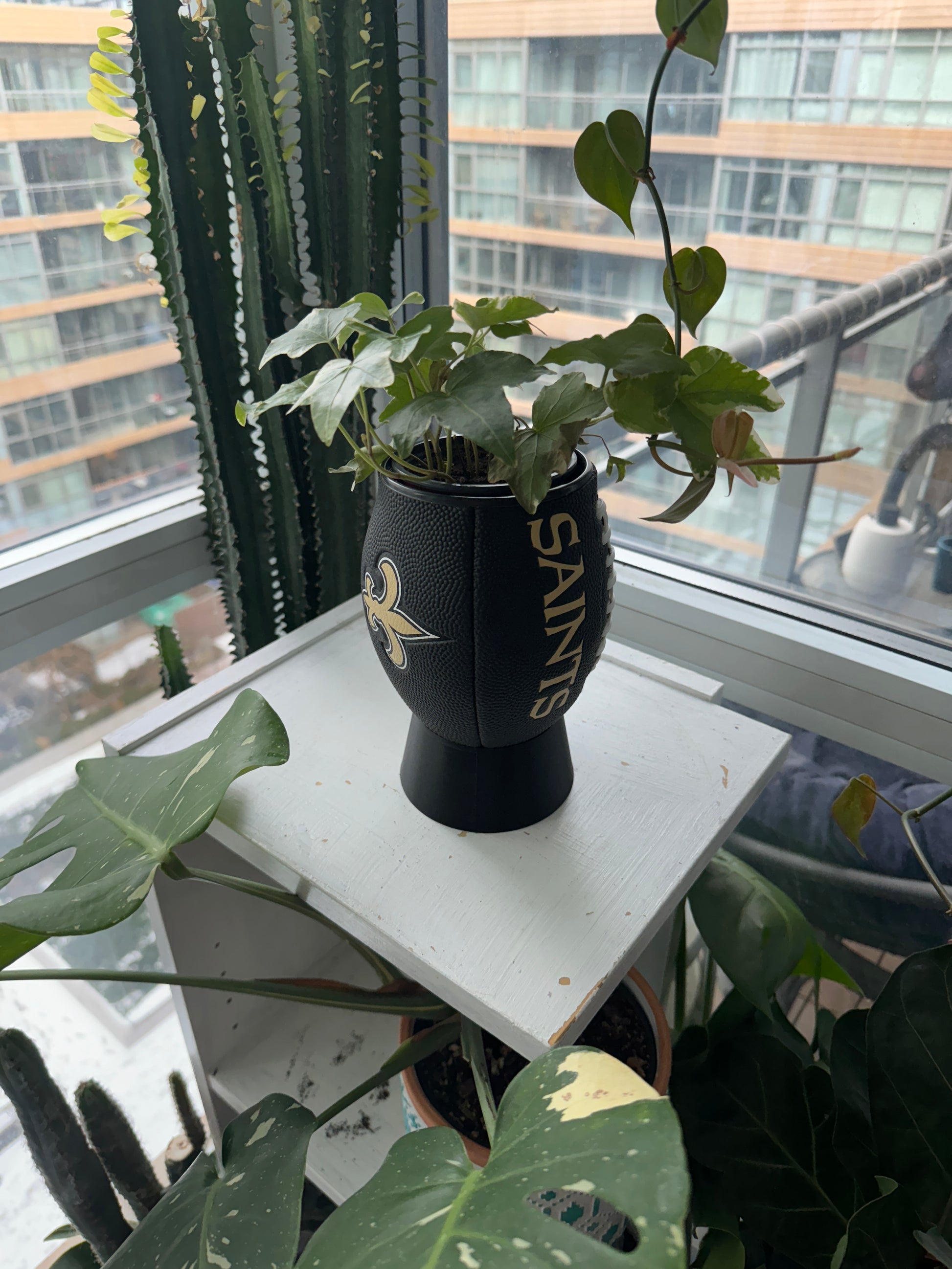 Mini Football Planter (New Orleans Saints)